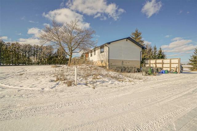 3500 Tremaine Rd, House detached with 3 bedrooms, 2 bathrooms and 10 parking in Burlington ON | Image 5