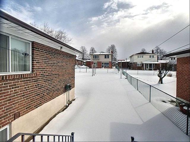 65 Ernest Ave, House detached with 3 bedrooms, 2 bathrooms and 5 parking in Toronto ON | Image 8