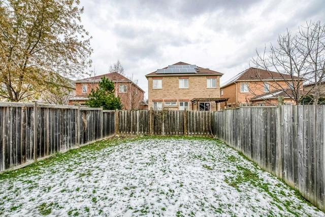 90 Niagara Tr, House attached with 3 bedrooms, 3 bathrooms and 2 parking in Halton Hills ON | Image 24