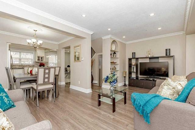69 - 69 Morley Cres S, Townhouse with 3 bedrooms, 2 bathrooms and 2 parking in Brampton ON | Image 31