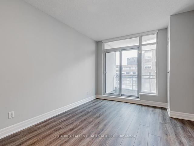 1301 - 8 Scollard St, Condo with 1 bedrooms, 1 bathrooms and 0 parking in Toronto ON | Image 6