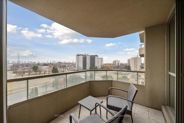 802 - 10 Torresdale Ave, Condo with 2 bedrooms, 2 bathrooms and 2 parking in Toronto ON | Image 21