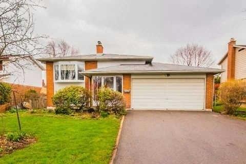 56 Chant Cres, House detached with 3 bedrooms, 4 bathrooms and 4 parking in Markham ON | Image 1