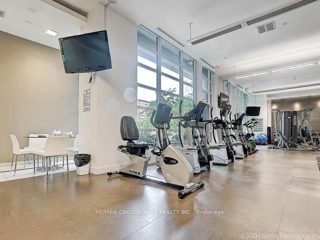 426 - 380 Macpherson Ave, Condo with 1 bedrooms, 1 bathrooms and 1 parking in Toronto ON | Image 7