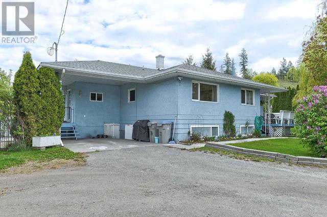 7117 Old Highway 5, House detached with 4 bedrooms, 2 bathrooms and null parking in Kamloops BC | Card Image