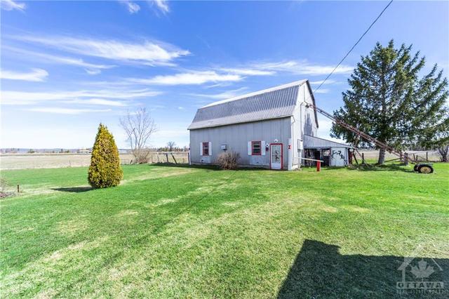 120 Route 25 Route, House detached with 3 bedrooms, 1 bathrooms and 10 parking in Alfred and Plantagenet ON | Image 27