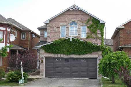 5 Trent St, House detached with 3 bedrooms, 3 bathrooms and 4 parking in Aurora ON | Image 1