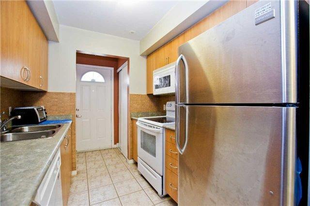 125 - 8 Faithful Way, Townhouse with 3 bedrooms, 2 bathrooms and 1 parking in Markham ON | Image 5