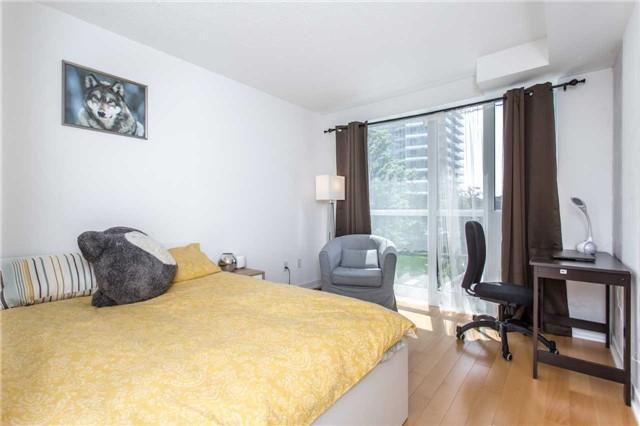 Th06 - 121 Mcmahon Dr, Townhouse with 2 bedrooms, 3 bathrooms and 1 parking in Toronto ON | Image 13