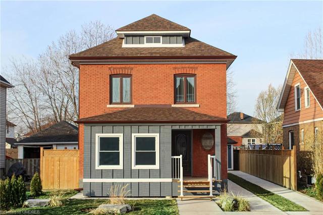 4655 Third Avenue, House detached with 3 bedrooms, 2 bathrooms and 3 parking in Niagara Falls ON | Image 2