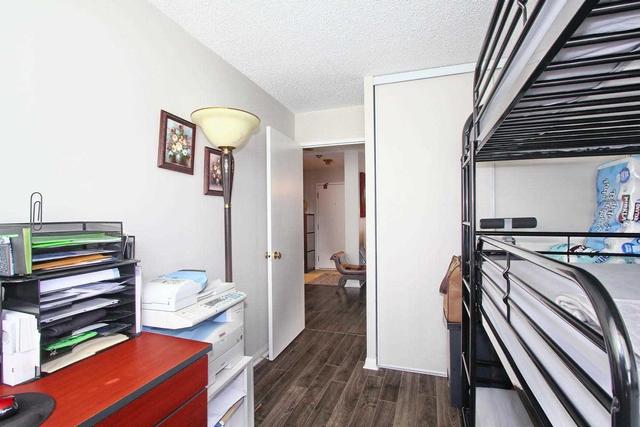 807 - 10 Laurelcrest St, Condo with 2 bedrooms, 1 bathrooms and 2 parking in Brampton ON | Image 17