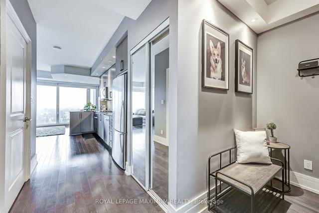 1606a - 9608 Yonge St, Condo with 1 bedrooms, 1 bathrooms and 1 parking in Richmond Hill ON | Image 2