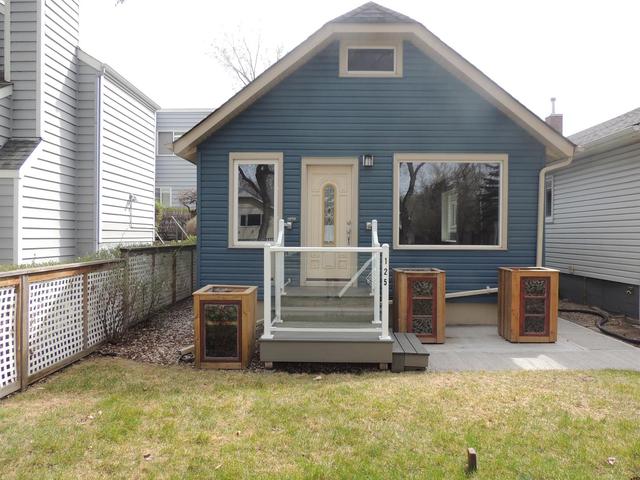 125 11 Avenue Ne, House detached with 2 bedrooms, 1 bathrooms and 2 parking in Calgary AB | Image 15