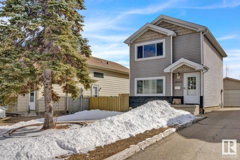 18515 95a Av Nw, House detached with 3 bedrooms, 1 bathrooms and null parking in Edmonton AB | Card Image