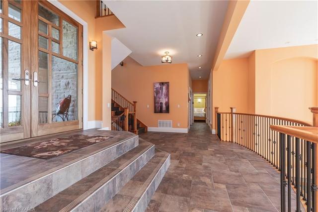 1618 St. Lawrence Avenue, House detached with 5 bedrooms, 2 bathrooms and 6 parking in Kingston ON | Image 19
