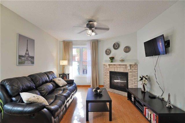 8 Tina Crt, House detached with 4 bedrooms, 3 bathrooms and 6 parking in Brampton ON | Image 4