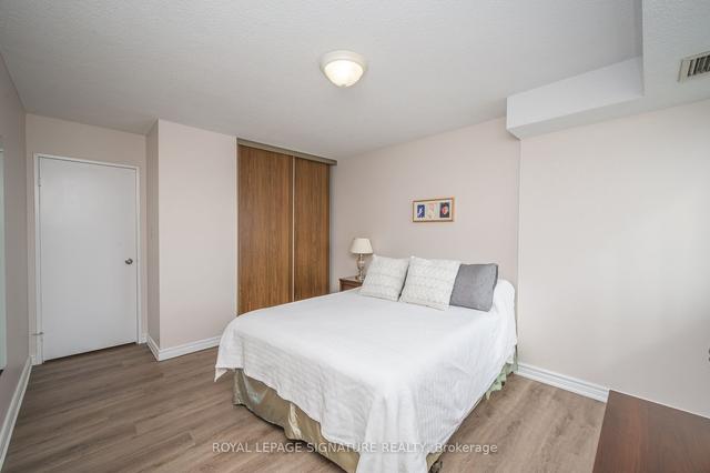 1104 - 301 Frances Ave, Condo with 3 bedrooms, 2 bathrooms and 1 parking in Hamilton ON | Image 21