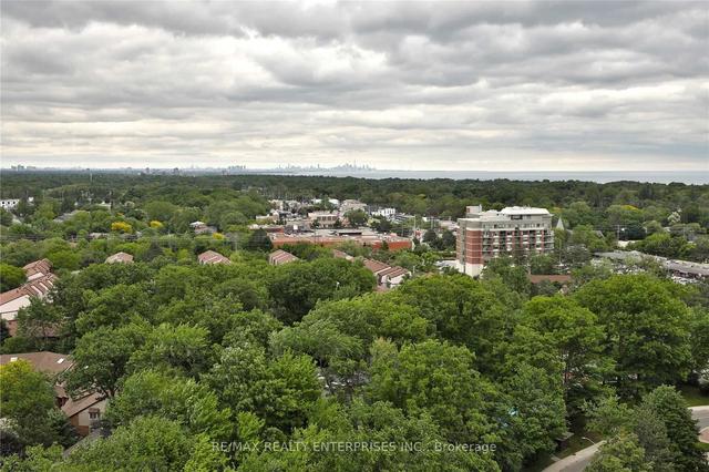 lph06 - 1055 Southdown Rd, Condo with 2 bedrooms, 2 bathrooms and 2 parking in Mississauga ON | Image 12
