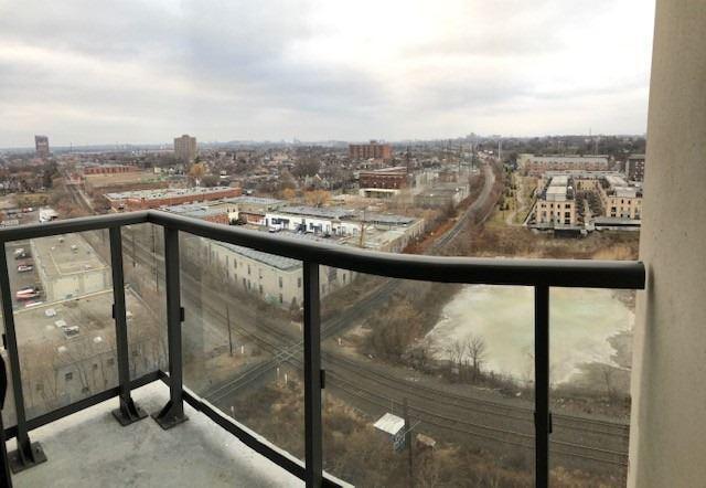 1408 - 1420 Dupont St, Condo with 2 bedrooms, 1 bathrooms and 1 parking in Toronto ON | Image 10