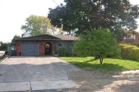 43 Kingslake Rd, House detached with 4 bedrooms, 2 bathrooms and 4 parking in Toronto ON | Image 1