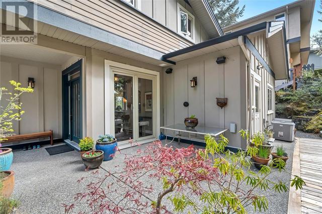 759 Sea Dr, House detached with 4 bedrooms, 4 bathrooms and 8 parking in Central Saanich BC | Image 8