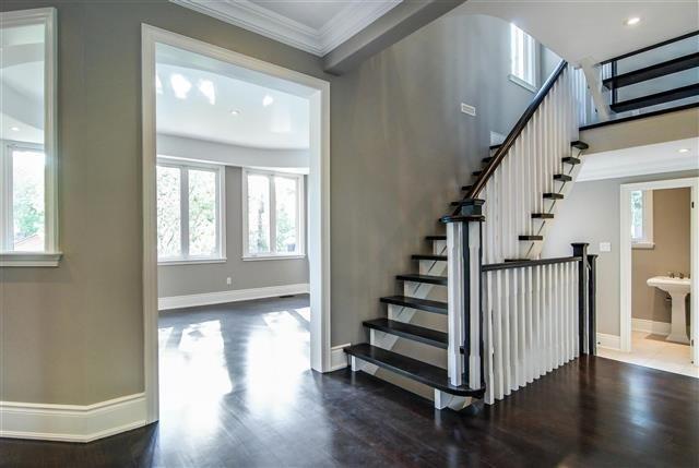 4 Colwyn Rd, House detached with 4 bedrooms, 5 bathrooms and 4 parking in Toronto ON | Image 9