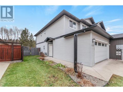 488 Similkameen Avenue, House detached with 2 bedrooms, 2 bathrooms and 4 parking in Princeton BC | Card Image