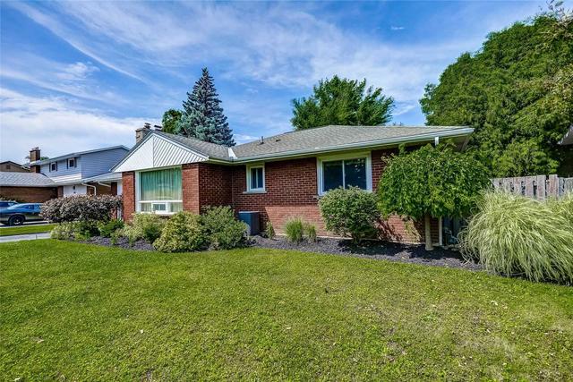 7035 Mcgill St, House detached with 3 bedrooms, 2 bathrooms and 5 parking in Niagara Falls ON | Image 12
