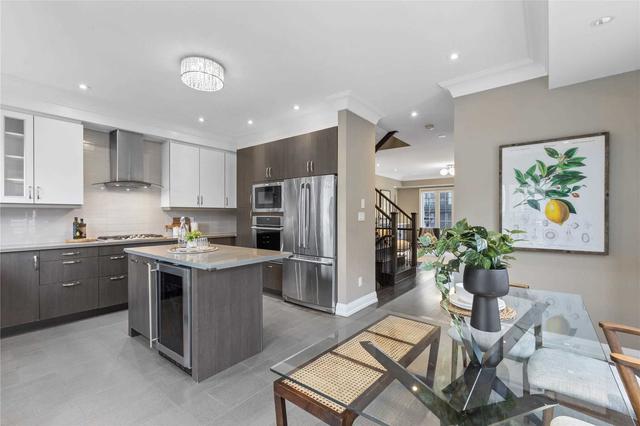 2 Brian Way, Townhouse with 3 bedrooms, 6 bathrooms and 4 parking in Markham ON | Image 10