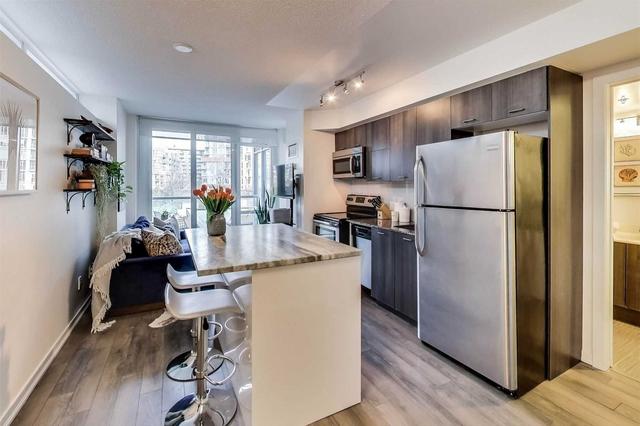 201 - 20 Joe Shuster Way, Condo with 1 bedrooms, 1 bathrooms and 0 parking in Toronto ON | Image 9