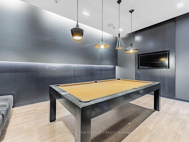 1402 - 101 Erskine Ave, Condo with 2 bedrooms, 2 bathrooms and 1 parking in Toronto ON | Image 15
