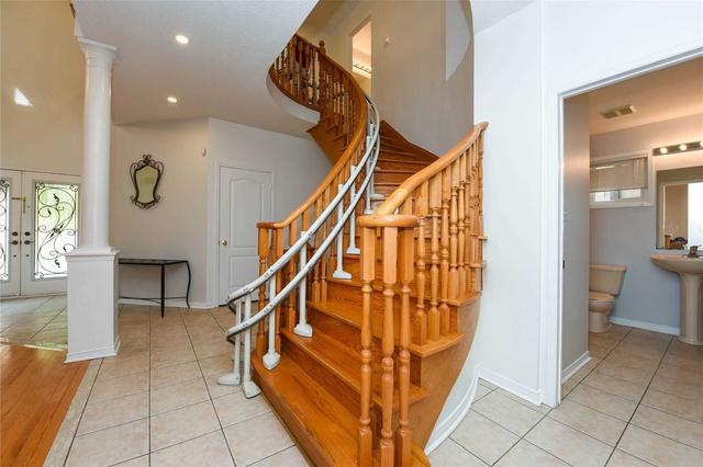 3052 Owls Foot Dr, House detached with 5 bedrooms, 6 bathrooms and 6 parking in Mississauga ON | Image 6