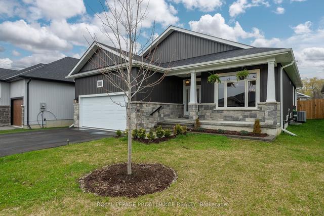 19 Sabrina Ave, House detached with 3 bedrooms, 3 bathrooms and 6 parking in Quinte West ON | Image 1