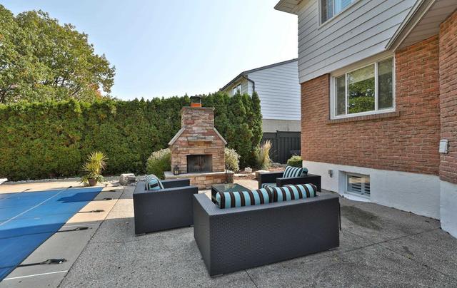 1375 Falgarwood Dr, House detached with 4 bedrooms, 4 bathrooms and 4 parking in Oakville ON | Image 33
