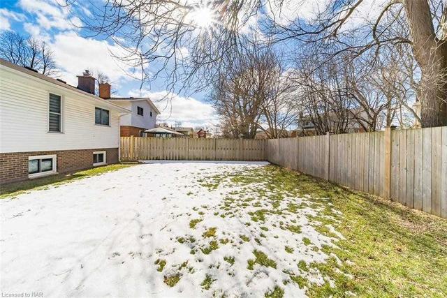 2793 Mercury Ave, House detached with 3 bedrooms, 3 bathrooms and 3 parking in Niagara Falls ON | Image 15