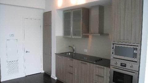 3008 - 12 York St, Condo with 0 bedrooms, 1 bathrooms and 0 parking in Toronto ON | Image 12
