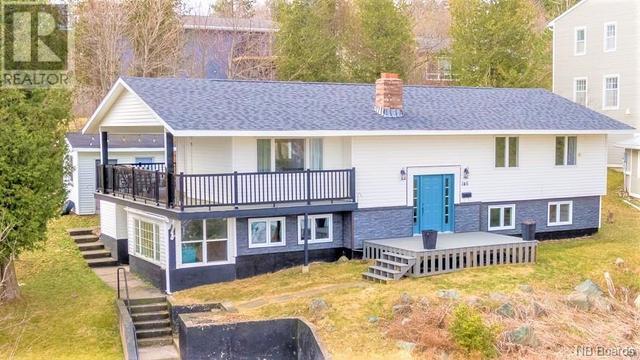 145 Meadowbank Avenue, House detached with 5 bedrooms, 2 bathrooms and null parking in Saint John NB | Card Image