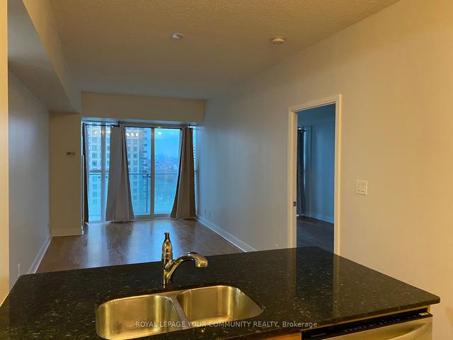 1202 - 50 Absolute Ave, Condo with 2 bedrooms, 2 bathrooms and 1 parking in Mississauga ON | Image 8