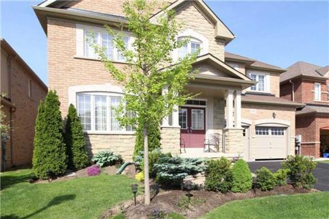 1089 Sherman Brock Circ, House detached with 4 bedrooms, 5 bathrooms and 4 parking in Newmarket ON | Image 1