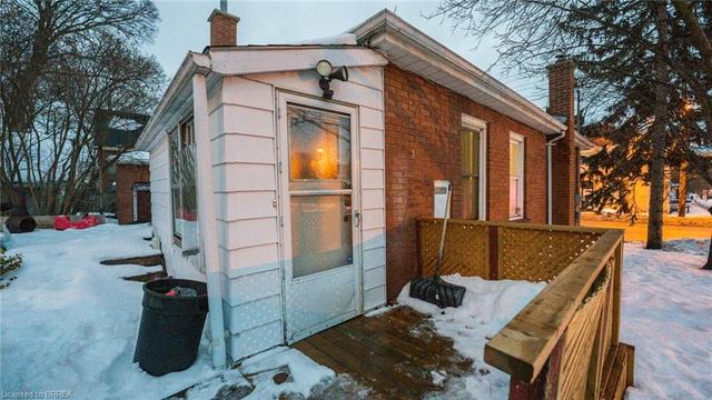 110 Clarence Street, House detached with 4 bedrooms, 2 bathrooms and null parking in Brantford ON | Image 15