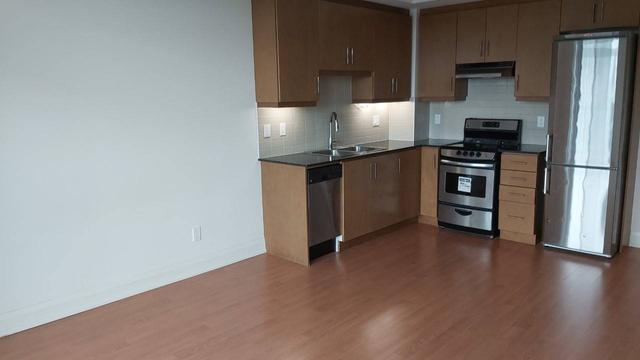 1110 - 68 Canterbury Pl W, Condo with 1 bedrooms, 1 bathrooms and 1 parking in Toronto ON | Image 7