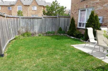 1b - 5865 Dalebrook Cres, Townhouse with 3 bedrooms, 3 bathrooms and 2 parking in Mississauga ON | Image 9