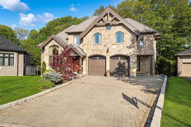 25 Sifton Crt, House detached with 4 bedrooms, 8 bathrooms and 9 parking in Toronto ON | Image 12