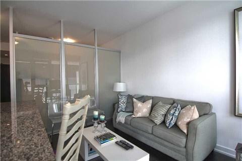3205 - 426 University Ave, Condo with 1 bedrooms, 1 bathrooms and null parking in Toronto ON | Image 7
