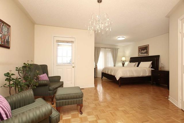 126 Fieldstone Dr, House semidetached with 3 bedrooms, 3 bathrooms and 3 parking in Vaughan ON | Image 7