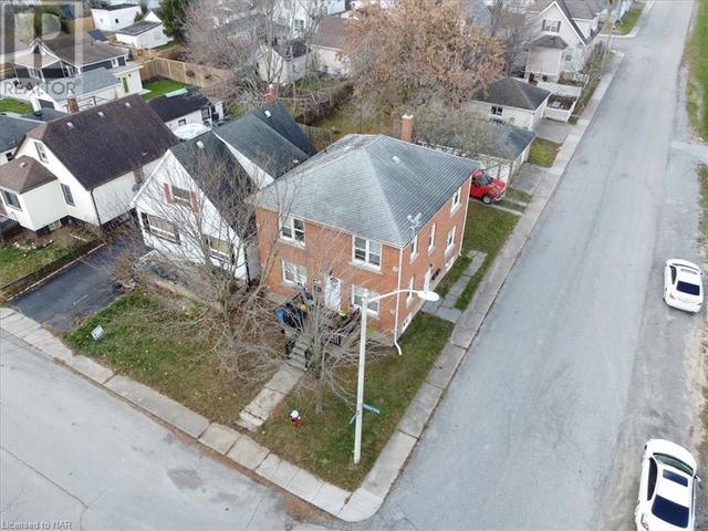 4077 Hickson Avenue, House other with 6 bedrooms, 3 bathrooms and 6 parking in Niagara Falls ON | Image 36