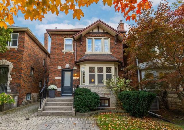 409 Castlefield Ave, House detached with 3 bedrooms, 3 bathrooms and 2 parking in Toronto ON | Image 1