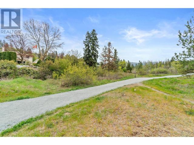 1390 Pasadena Road, House detached with 4 bedrooms, 3 bathrooms and 5 parking in Kelowna BC | Image 15