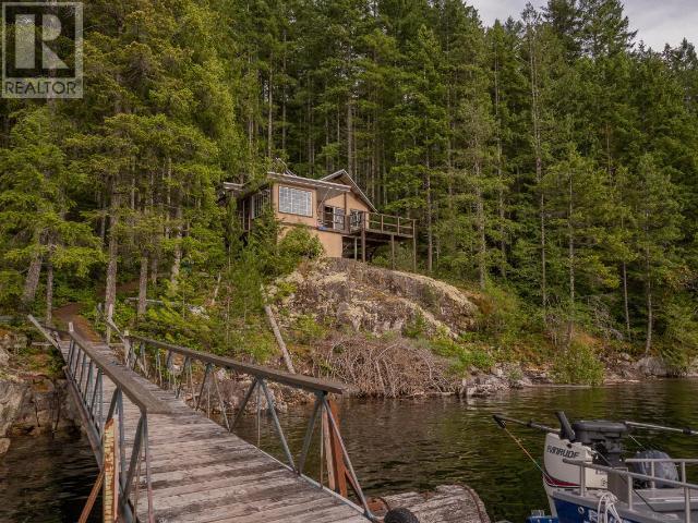 9302 Powell Lake, House detached with 3 bedrooms, 1 bathrooms and null parking in Powell River B BC | Image 10
