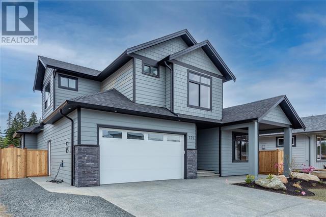 721 Beaver Creek Blvd, House detached with 3 bedrooms, 3 bathrooms and 2 parking in Campbell River BC | Image 2